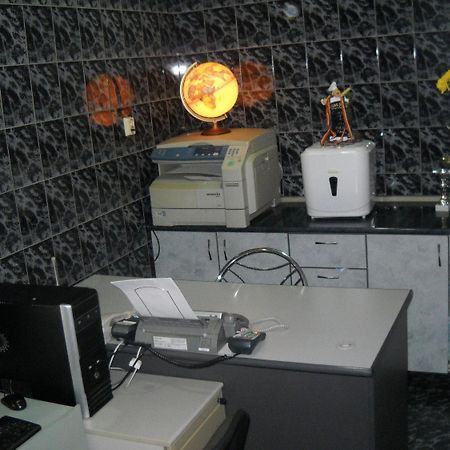 Pension La Noblesse Bucharest Luaran gambar