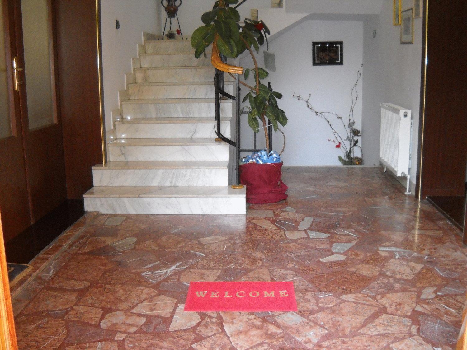 Pension La Noblesse Bucharest Luaran gambar