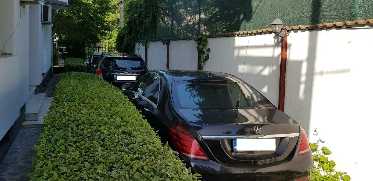 Pension La Noblesse Bucharest Luaran gambar